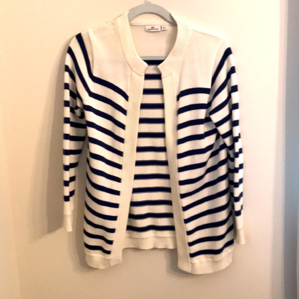 Vineyard vines sweater